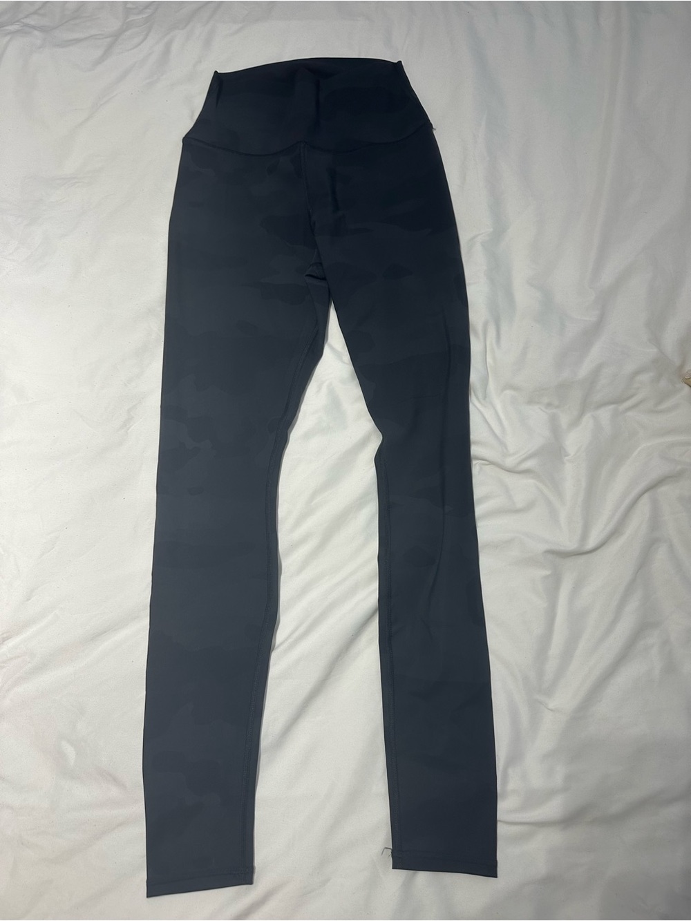 Alo camo leggings